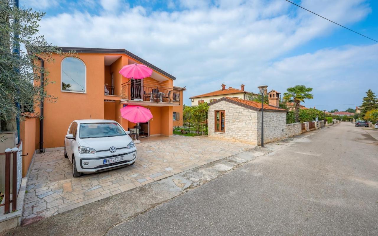 Ferucio House With Apartments Umag Zewnętrze zdjęcie